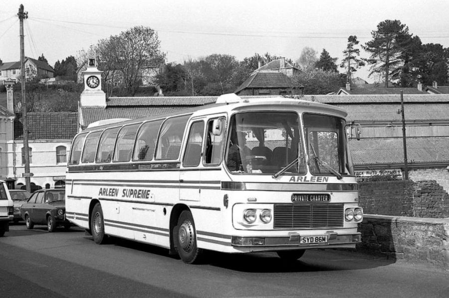  Bedford YRQ Autokori (C45F) 1973 года  (UK) (фото 1 из 1)